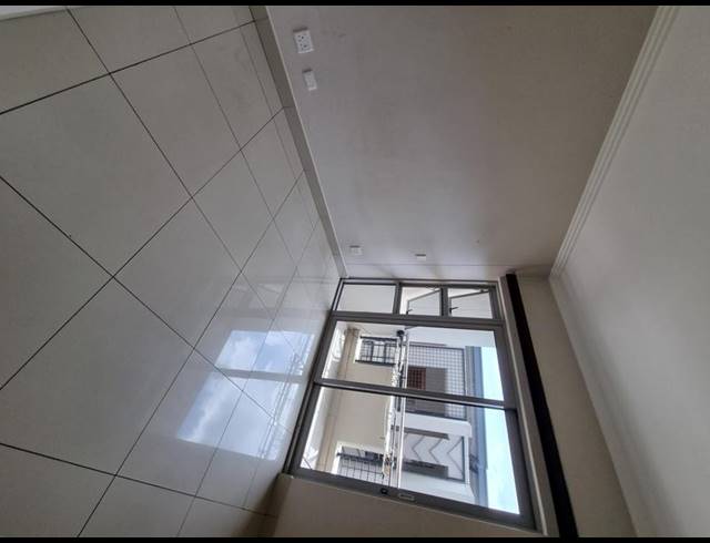 1 BEDROOM PROPERTY TO RENT IN UMHLANGA RIDGE